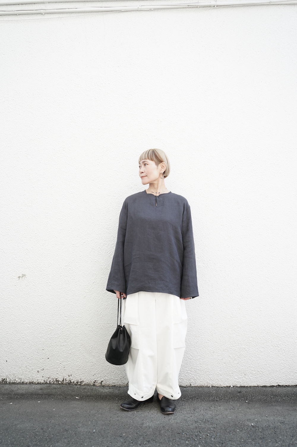 klause ヘンリーネックブラウス(天日干し綾織リネン） annabelle